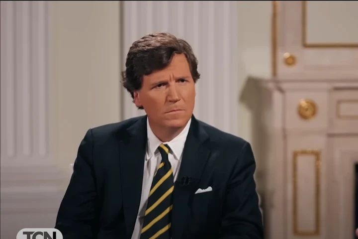 Cine este cu adevărat neînfricatul jurnalist Tucker Carlson. Face parte dintr-o familie celebră din Statele Unite