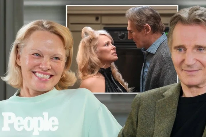 Cum s-au îndrăgostit Pamela Anderson și Liam Neeson. S-a întâmplat în timpul filmărilor „The Naked Gun”