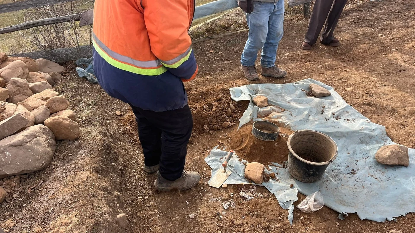 Arheologii au descoperit una dintre cele mai interesante necropole funerare din epoca Bronzului și a Fierului din zona subcarpatică a Moldovei