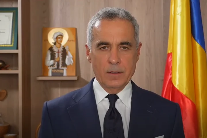 Călin Georgescu consideră alegerile din București ilegitime. Mesaj pentru suveraniști, AUR, POT și Anca Alexandrescu: „Lupii nu se vând pentru un os mai mare”