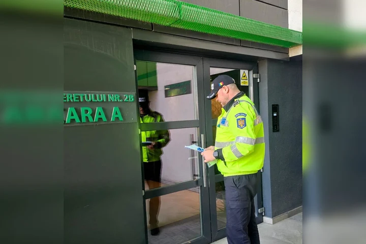 Controale cu poliția la vizele de flotant lângă București. Elevii înscriși fictiv la școli „de top” vor fi mutați