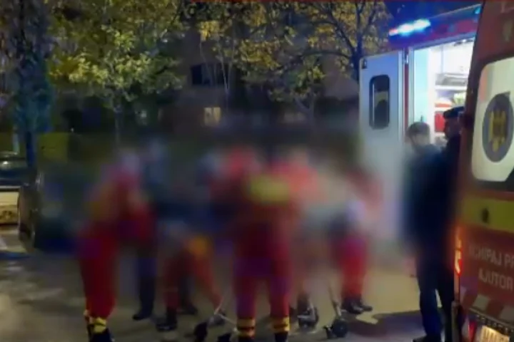 O femeie din Brașov, înjunghiată de soț în fața copilului. În atacul de pe Bulevardul Saturn bărbatul a vrut ulterior să se sinucidă și este în stare gravă