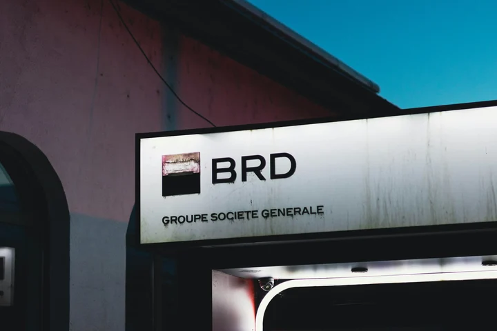 BRD, prinsă în mrejele scandalurilor penale ale Société Générale. Peste 60 de inculpați, milioane de lei daune și legături cu Rusia, în cel mai complex dosar bancar cu ramificații internaționale