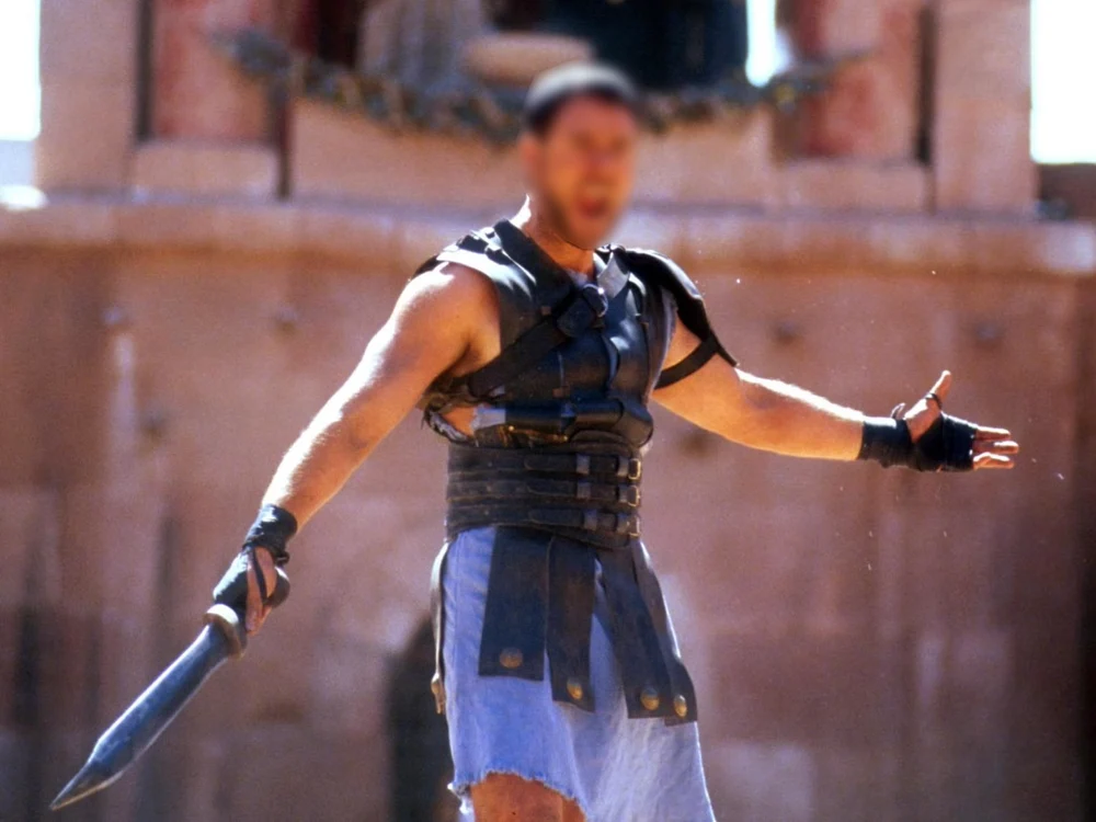 Ce actor a interpretat rolul principal în filmul "Gladiator" din 2000, regizat de Ridley Scott?