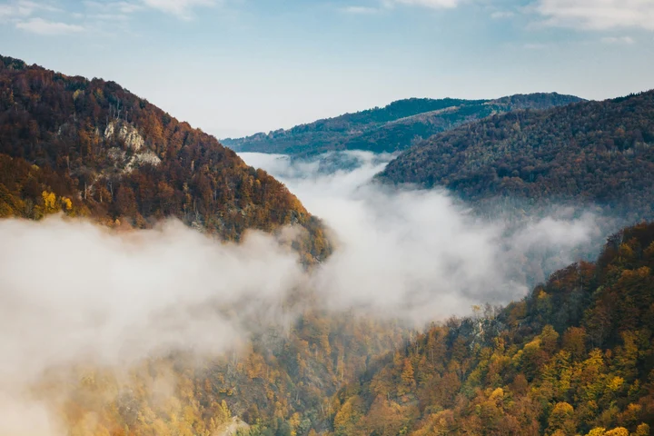 Transalpina, istoria învăluită de mister. De ce i se spune „Drumul Regelui” sau „Poteca Dracului”. Ce puteți vizita pe traseu