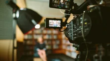 Tragedie în televiziune. O vedetă TV a fost găsită moartă la o zi după ce producătorii au încercat disperați să o contacteze: „Trebuia să participe la emisiunea de miercuri după-amiază”