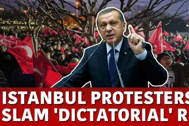 Erdogan condamnă protestele din Turcia. Aproape 300 de mii de oameni au ieșit pe străzi după ce primarul Istanbulului a fost arestat, singurul care îl bătea în sondaje pe șeful statului. Oamenii vor jos regimul Erdogan LIVE VIDEO