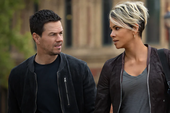 The Union: Comedia de acțiune cu Mark Wahlberg și Halle Berry a fost lansată pe Netflix