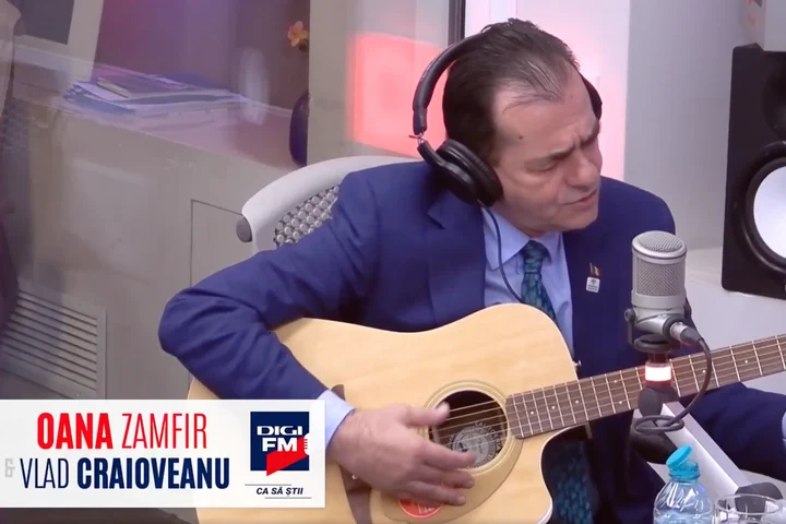 Ludovic Orban,  ironizat după ce a cântat la chitară și voce la DIGI FM. Momentul video a devenit viral