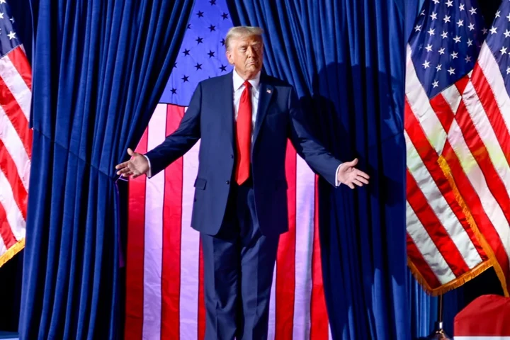 VIDEO Donald Trump, show la cina corespondenților de la Casa Albă. Gluma despre Nicki Minaj care i-a făcut pe jurnaliști să izbucnească în râs