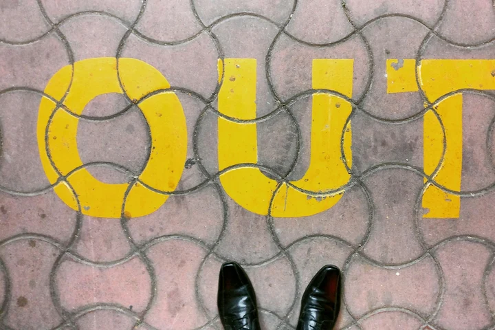 Criza politică se adâncește. Demisiile miniștrilor PSD au ajuns la Cotroceni, Nicușor Dan anunță decizii iminente