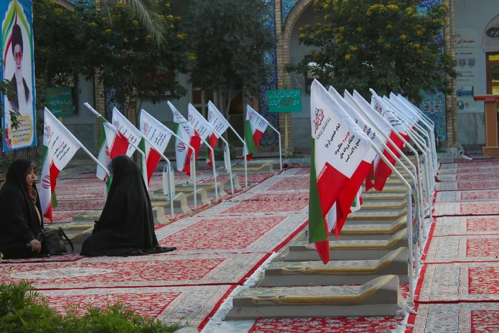 Iran a anunțat că 555 de persoane au fost ucise în războiul început în Orient