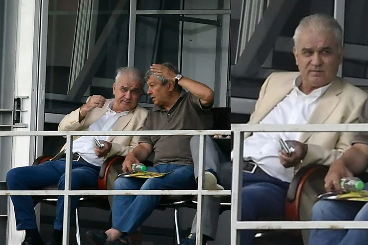 Scrisoarea lui Anghel Iordănescu pentru Mircea Lucescu. Rânduri care dor mai mult decât orice trofeu