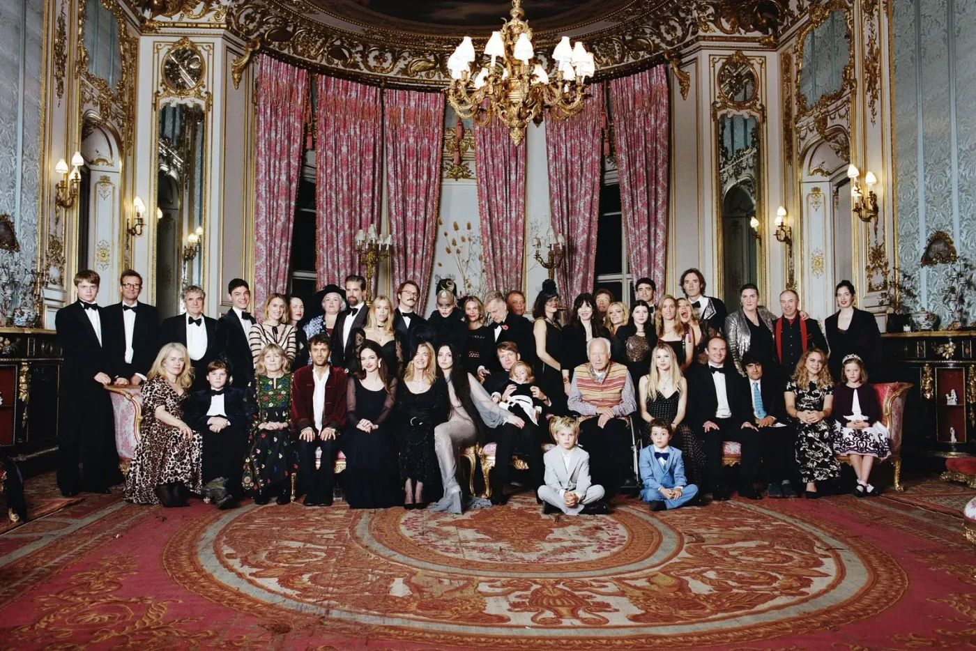 Familia Guinness în 2022, la o nuntă în familie. Foto: Vogue