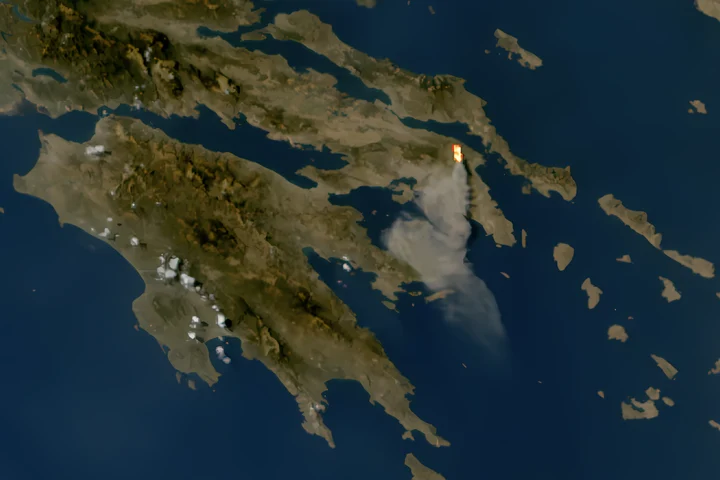 Incendiile din Grecia se văd din spațiu. Care este situația la fața locului?