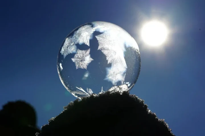 Cum va fi vremea în luna februarie 2021: „Discutăm de abateri mai mari de 5,5 grade Celsius față de normalul climatologic”