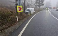 Atenție pe DN1. Scurgeri de substanțe chimice periculoase pe șosea după un accident cu victime