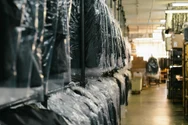 Fabrica de cămăși românească din Tulcea, închisă după 45 de ani