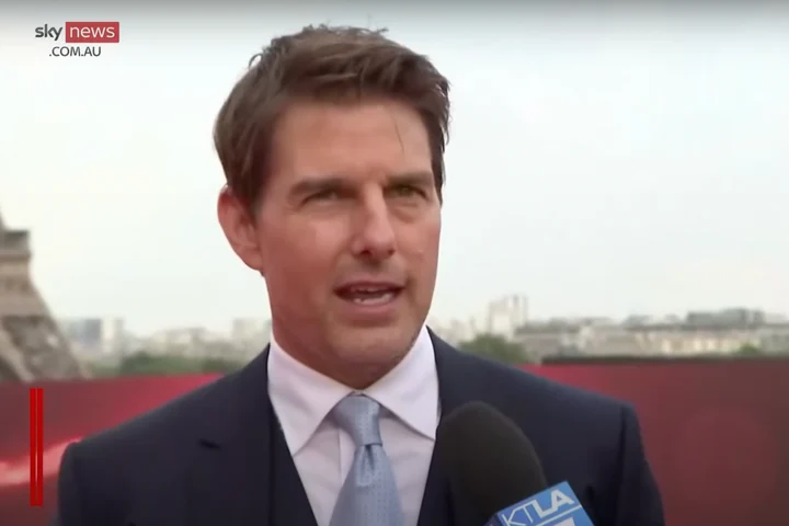 Fiica lui Tom Cruise a împlinit 18 ani. Suri s-a transformat total în ultima vreme. Cum arată acum adolescenta părăsită de actor, pentru care plătea 400.000 de dolari pensie alimentară