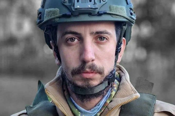 Corespondentul de război Radu Hossu anunță o victorie importantă în instanță: RomâniaTV și RealitateaTV, obligate să-i plătească daune morale după ce l-au făcut mercenar și terorist: „Au vrut să mă reducă la tăcere”