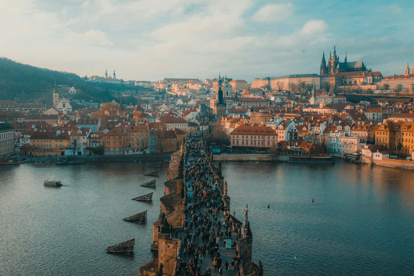 Praga este o opțiune de vacanță ieftină