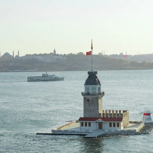 Turnul Fecioarei din Istanbul își deschide din nou ochii. Povestea tragică trăită aici de o călugăriță a Afroditei
