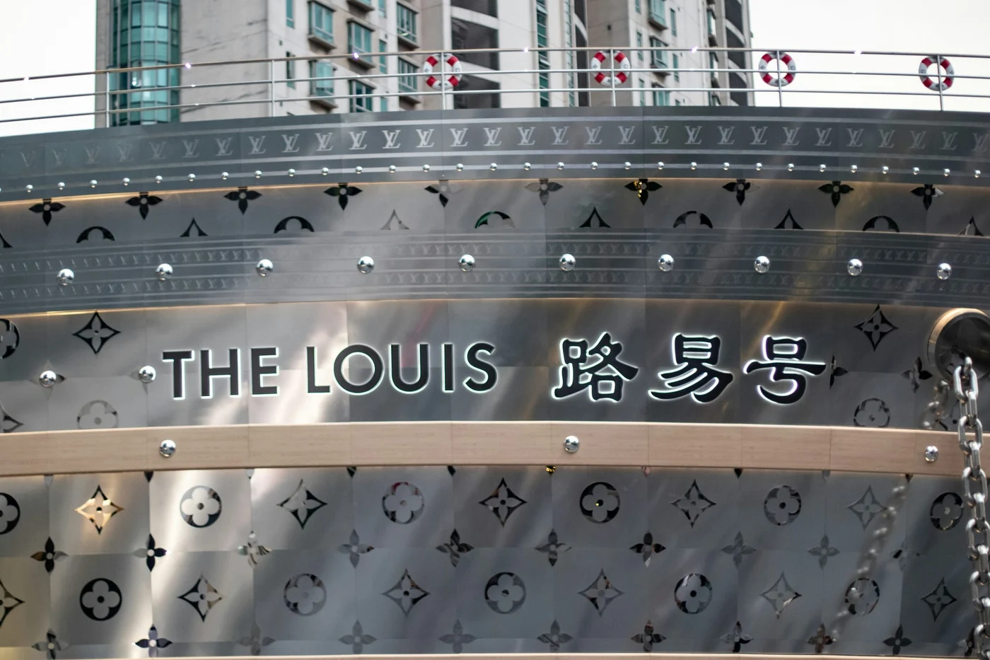 Photo by tangi bertin / Unsplash