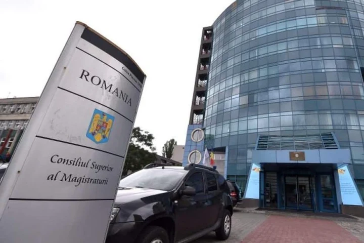 CSM respinge proiectul pentru pensiile magistraților. Ce urmează pentru Guvern după avizul negativ și mesajele ministrului Justiției