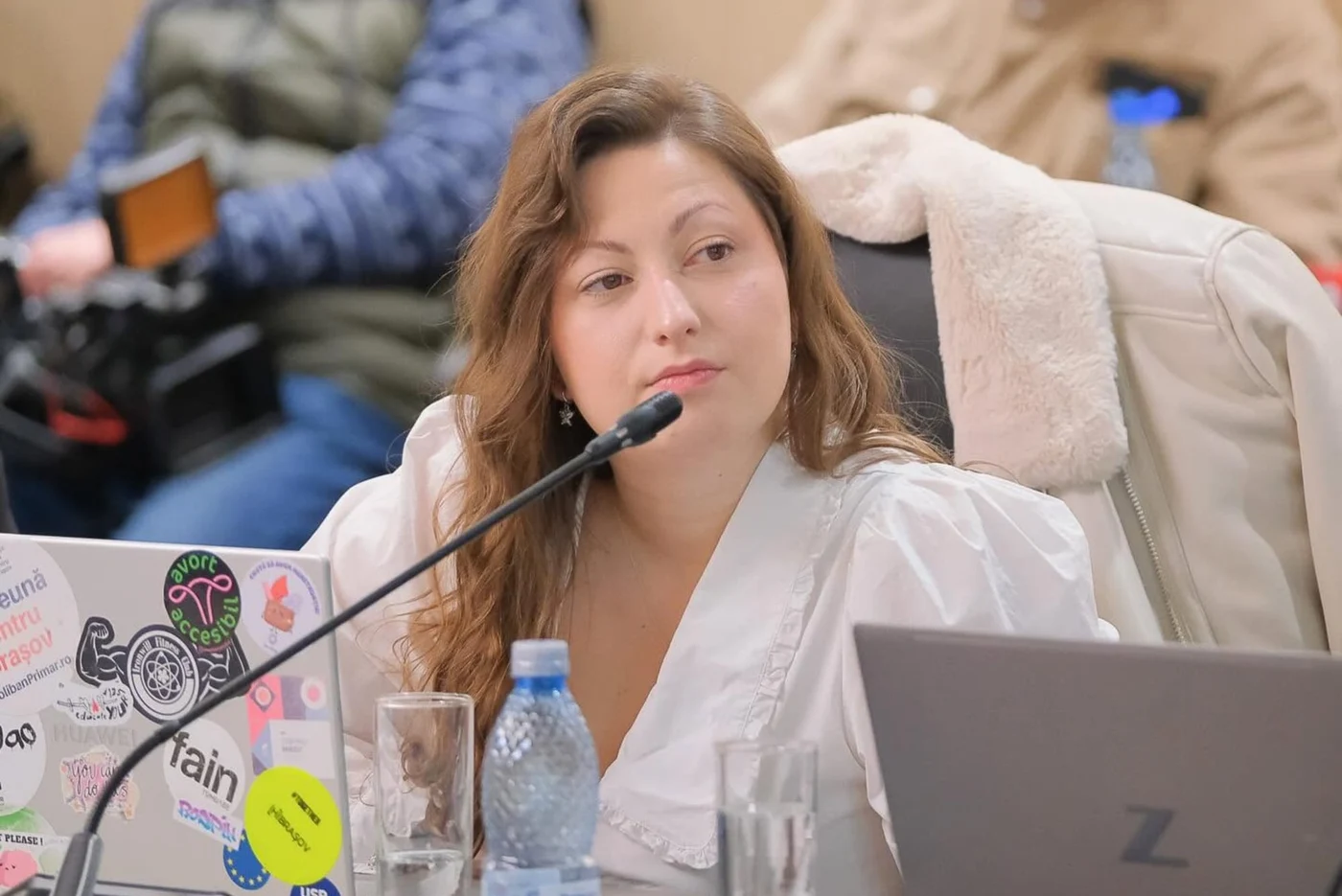 llinca Ghiza este cel mai tânăr consilier local din Primăria Brașov