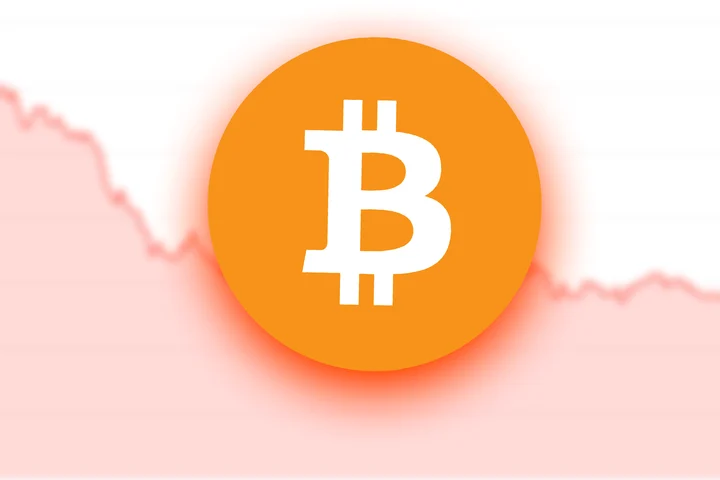 Bitcoin în picaj liber