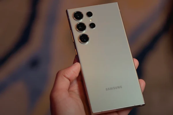 Samsung lansează seria Galaxy S24. Ce este nou?