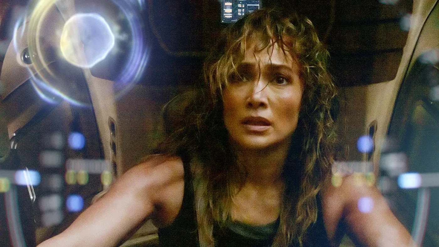 Jennifer Lopez este în plină promovare cu cel mai nou film „Atlas”