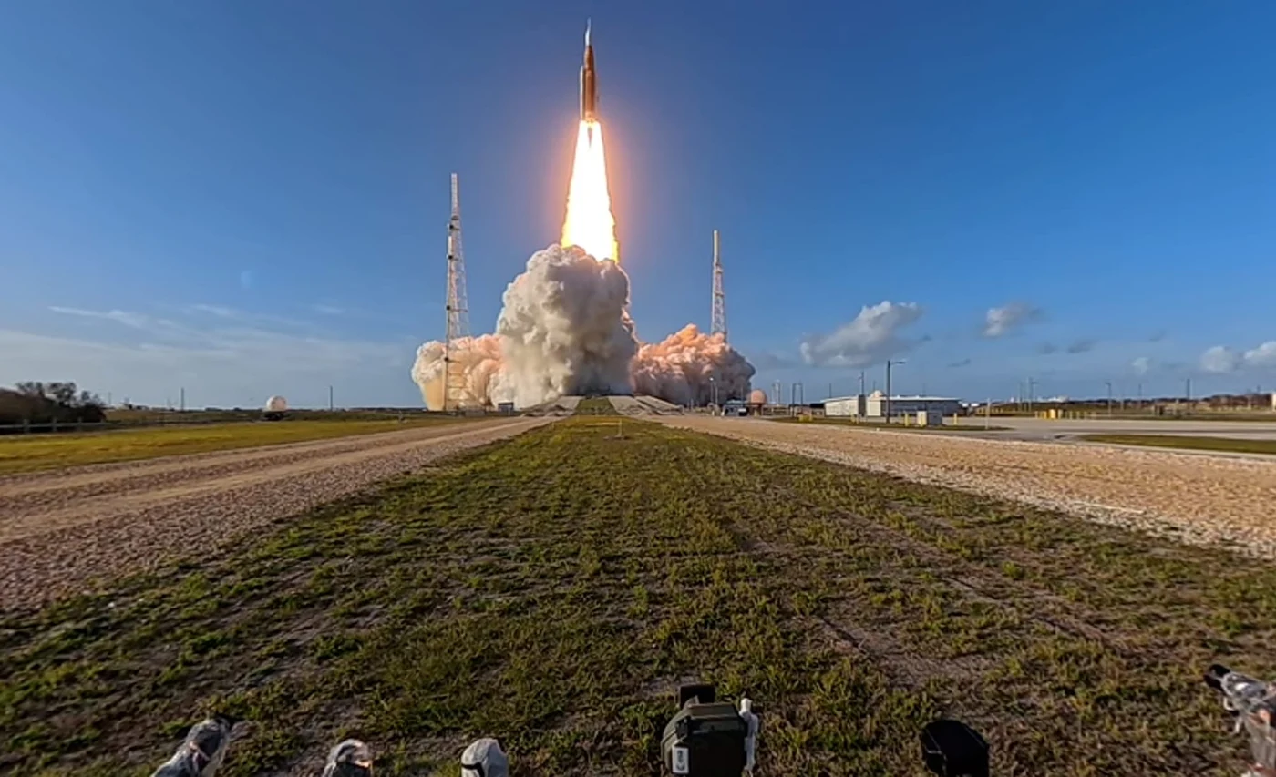 Momentul în care racheta s-a desprins de pe Pământ