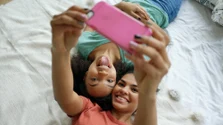Gata cu minorii pe social media. Bruxelles-ul pregătește o lovitură pentru TikTok, Youtube și Instagram. Ursula von der Leyen anunță date îngrijorătoare