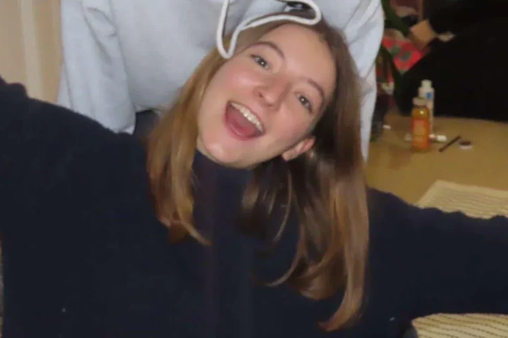 Verişoara prinţilor William şi Harry a fost găsită moartă. Dispariția suspectă a lui Rosie Roche, în vârstă de 20 de ani