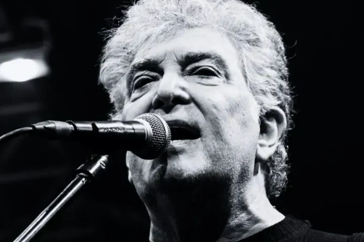 Fascinantul moment în care Mugurel Vrabete s-a îndrăgostit de muzică: „Eu nu sunt un tip înclinat spre paranormal sau misticism, cred că a existat atunci. Noi era niște puști din Craiova”