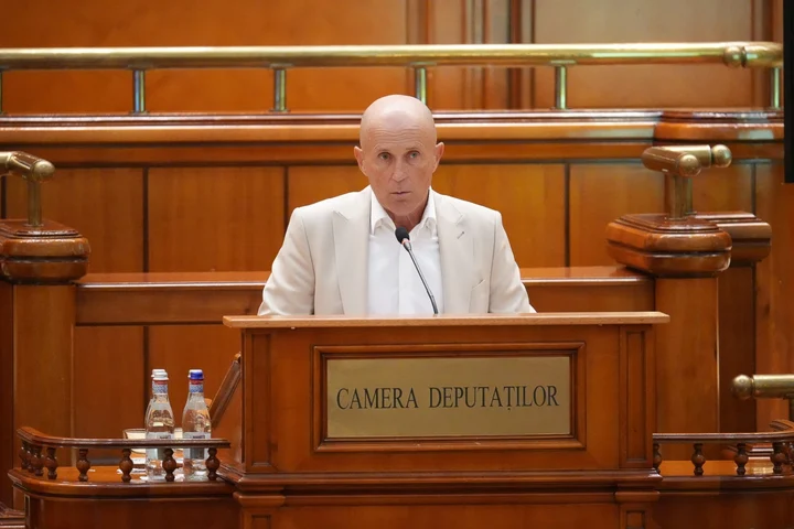 Virgil Ianțu, reacție dură după declarațiile lui Mugur Mihăescu despre femei, în Parlament. „Un discurs josnic”