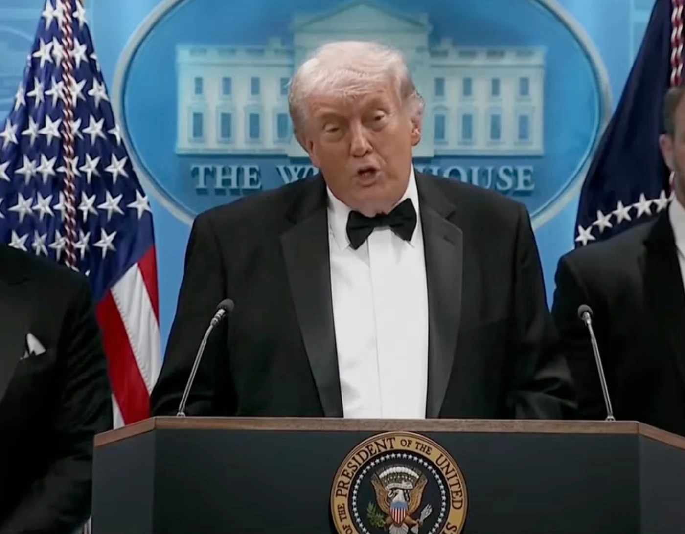 Donald Trump a ținut ulterior o conferință de presă unde a vorbit despre atacul de la Casa Albă