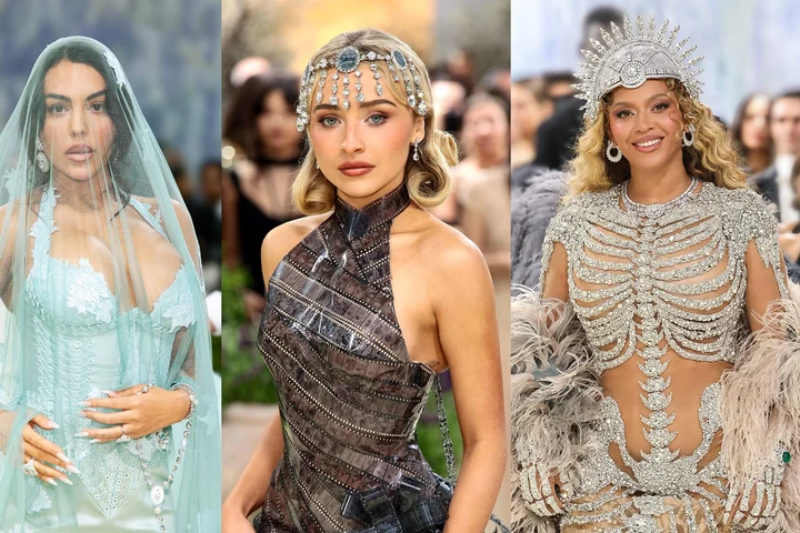 Vezi toate aparițiile care au dominat covorul roșu la Met Gala 2026. Reginele serii: Beyonce, Rihanna, Blue Ivy, Sabrina Carpenter, Doja Cat