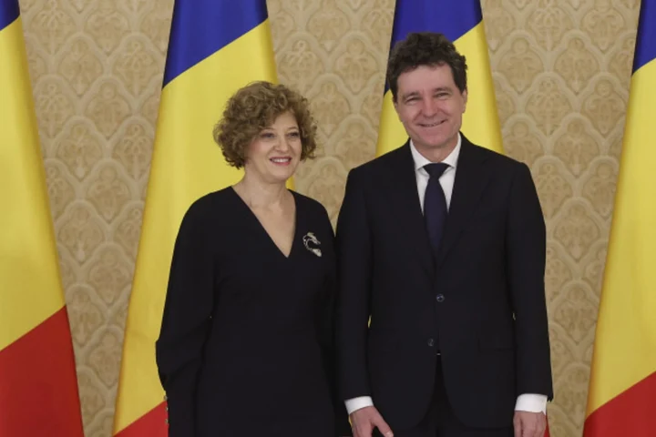 Nicușor Dan nu semnează cererea de urmărire penală a Oanei Gheorghiu