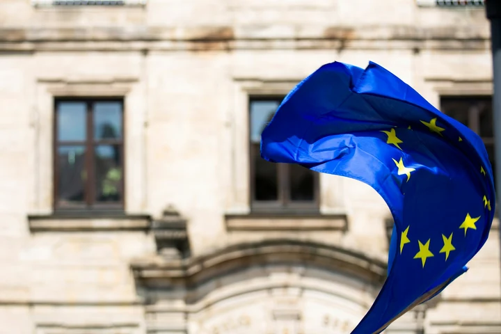 Europa găsește soluția pentru ca SUA să trimită arme Ucrainei