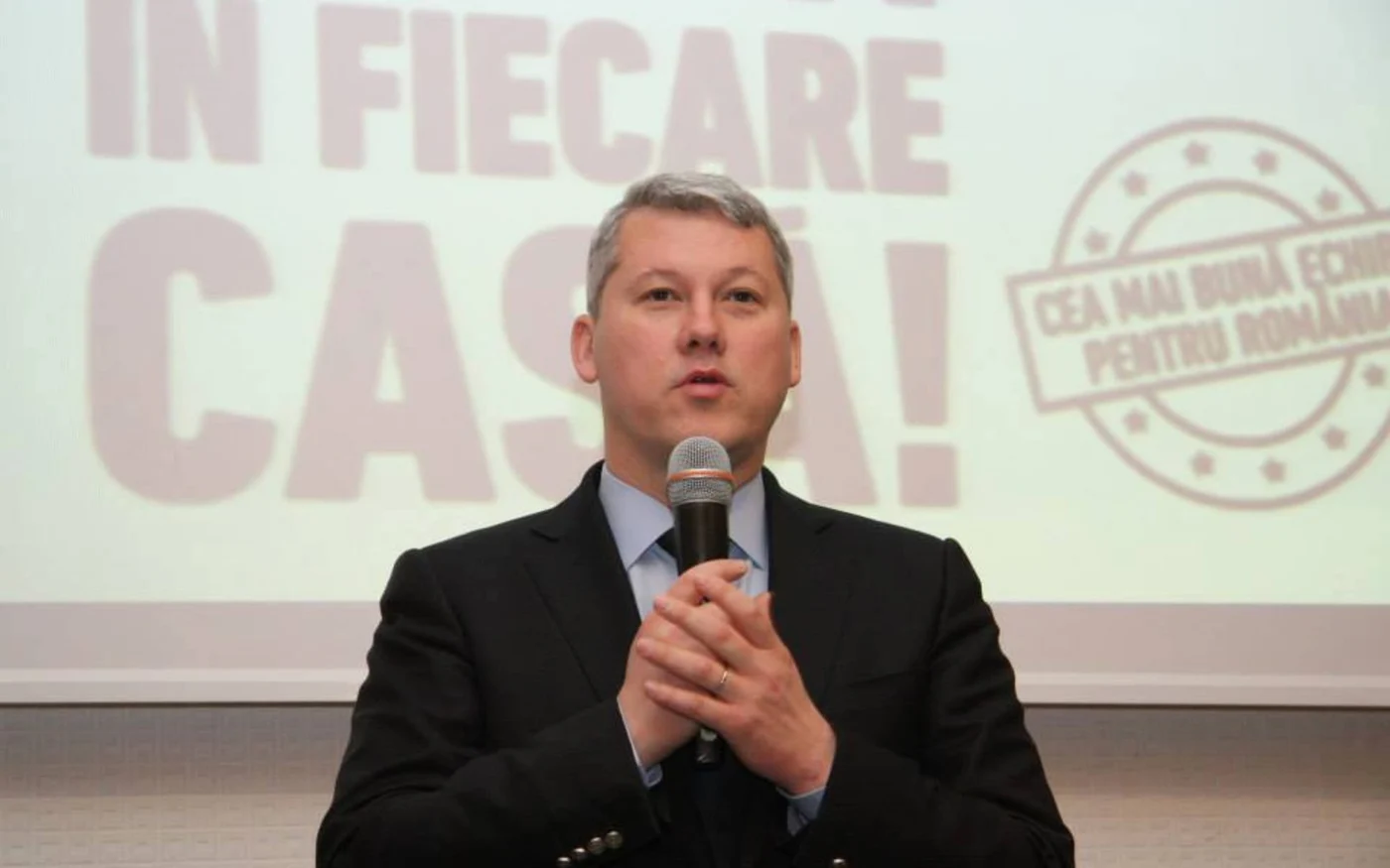 Cătălin Predoiu