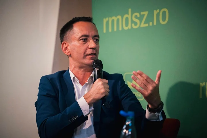 UDMR nu va susține Guvernul Veștea. Csoma Botond: „Nu vedem o majoritate transparentă și stabilă”