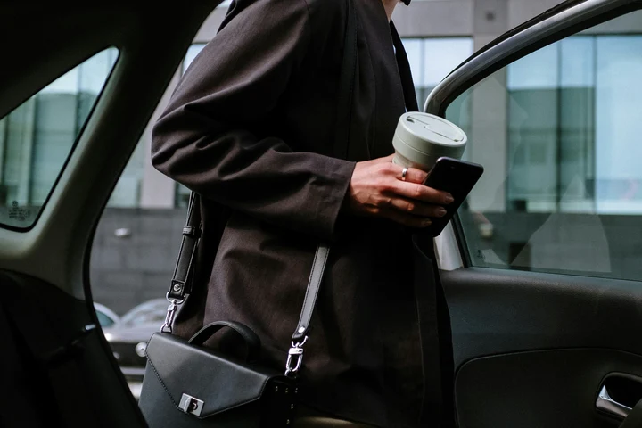 Cum a fraudat o firmă de ride sharing statul cu peste 6,7 milioane de lei conform ANAF?