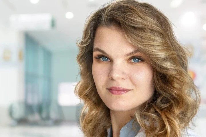 Explozia intervențiilor estetice în România. Chirurg de la Floreasca: „În cele mai multe cazuri, estetica feței a devenit un moft”. Riscurile procedurilor estetice și miturile despre lipoaspirație