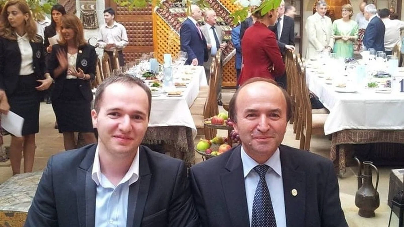 Alexandru și Tudorel Toader