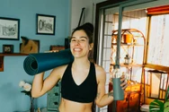 Femeile trebuie să renunțe la cardio după 40 de ani? Ce spun medicii și studiile despre sport, hormoni și menopauză