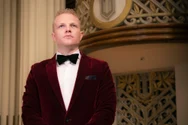 Sărbătorile încep în pași de vals la București. Tenorul Ștefan von Korch readuce atmosfera balurilor vieneze pe scena Teatrului „Constantin Tănase”