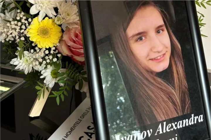 Trei ani de la moartea Alexandrei Ivanov. Tânăra de 25 de ani a cerut ajutor o noapte întreagă într-un spital, dar dosarul nu a ajuns nici acum în instanță