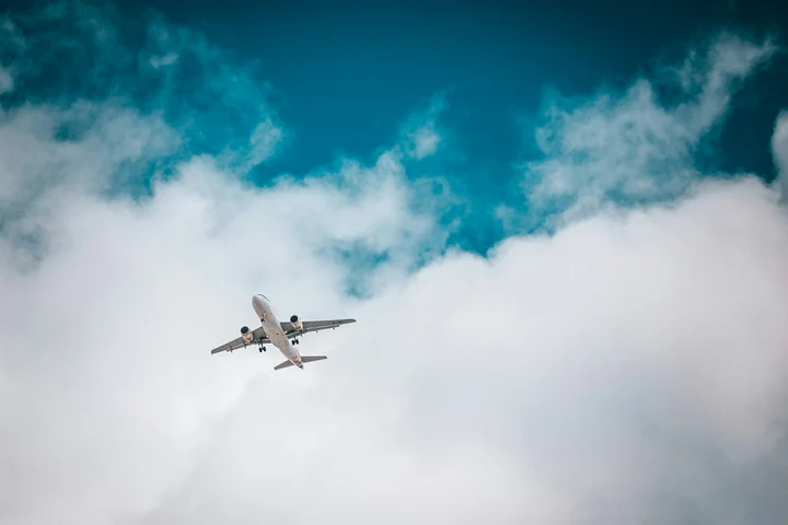 Incident aerian în Marea Baltică: Avioane britanice interceptează un aparat de spionaj rusesc